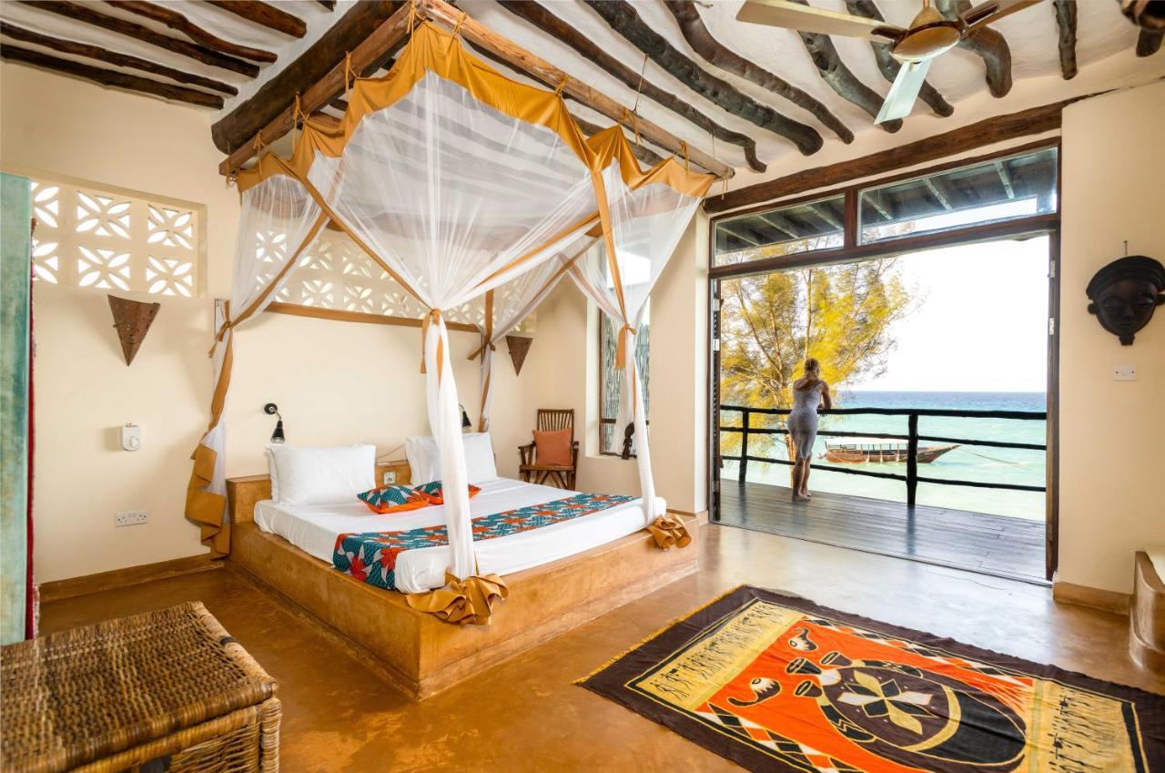 Sunshine Marine Lodge Matemwe  Exterior photo